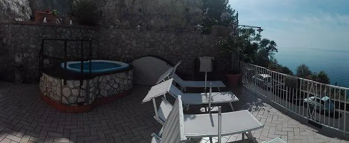 La Sorgente Del Sole Positano